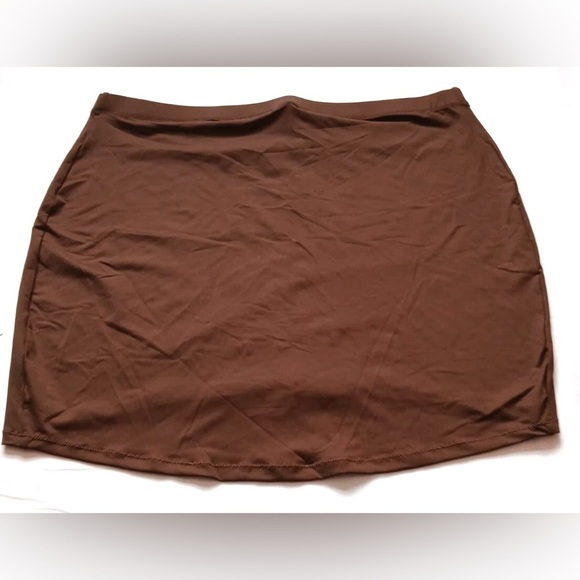 SKIMS Seamless Sporty Swim Mini Skirt Womens 4X Cocoa (SW-SKT-0800) Cocoa, NWT - Picture 5 of 10